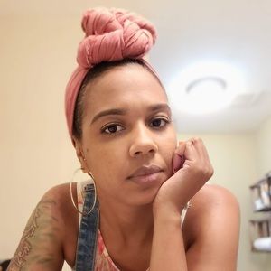 Meet your Posher, Lucy